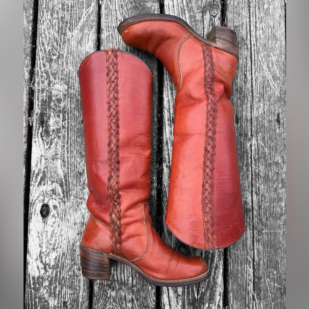 Vintage Frye Sabrina Braided Campus Boots